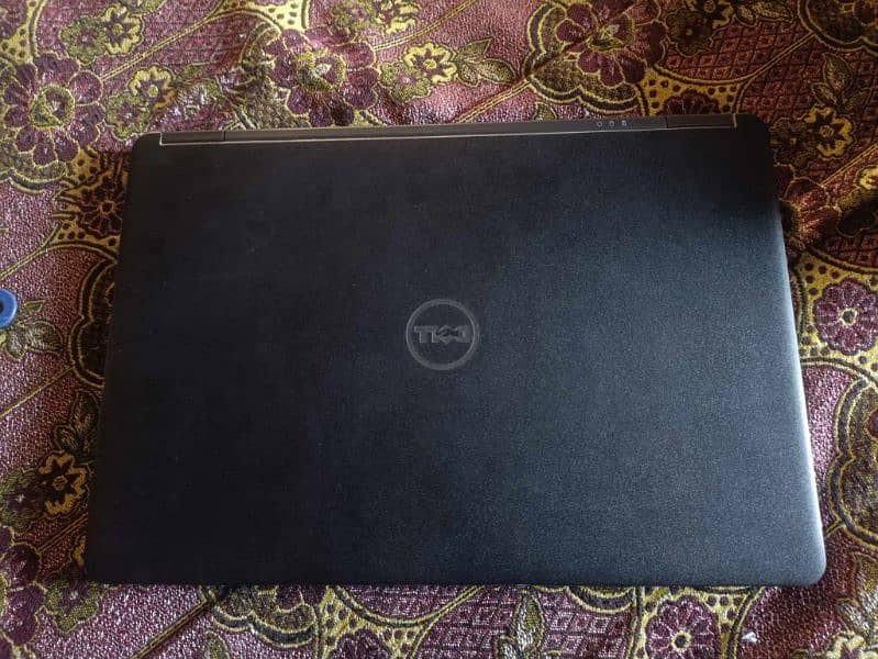 Dell laptop 3