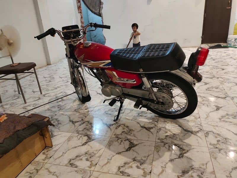 honda 125 good condition 3