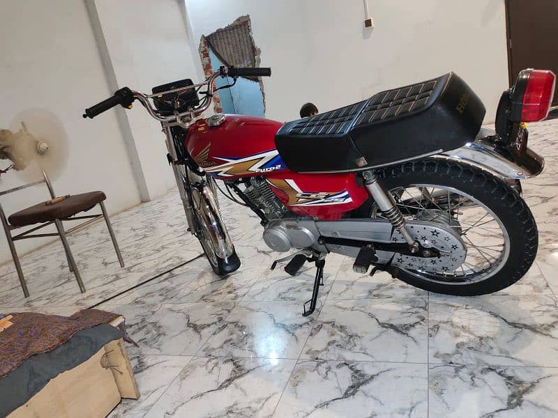 honda 125 good condition 4