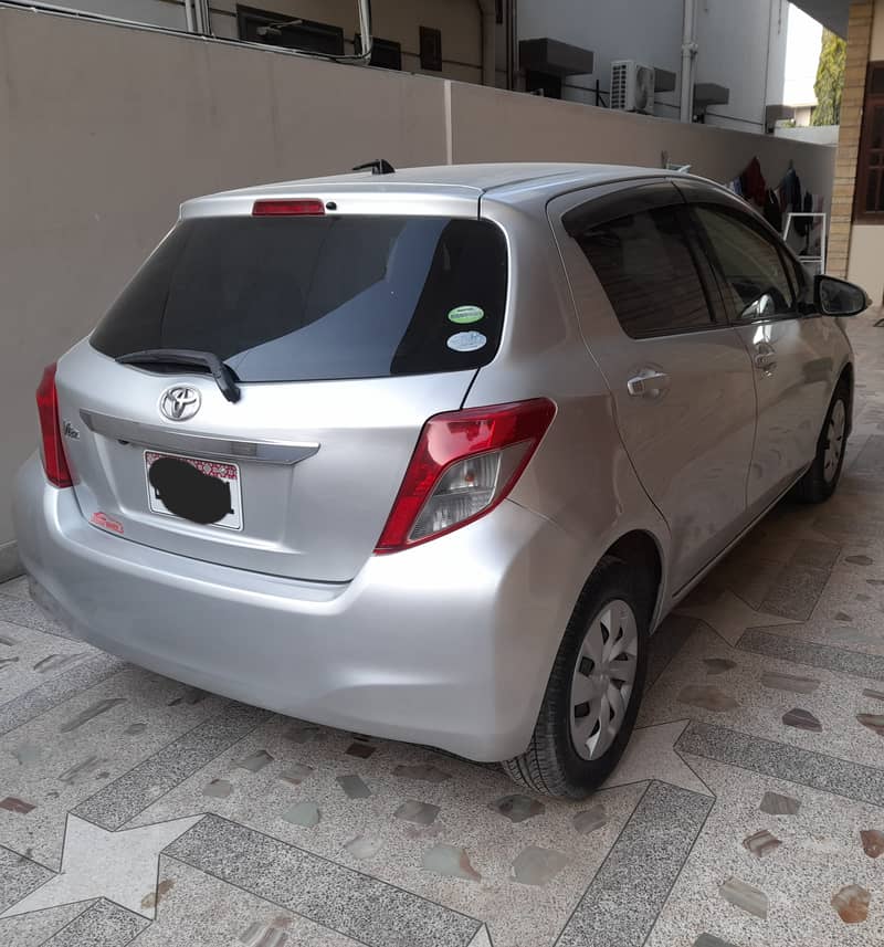 Toyota Vitz 2013 reg 2017 6