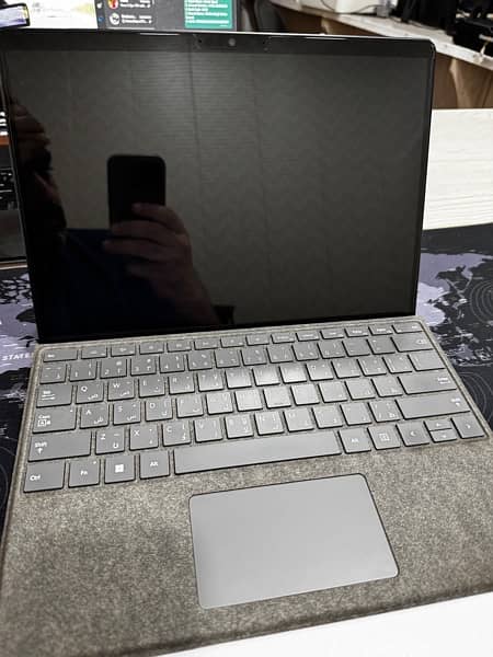 Microsoft Surface Pro 9 i5-12th, 8gb, 256gb, signature KB slim pen 2 8