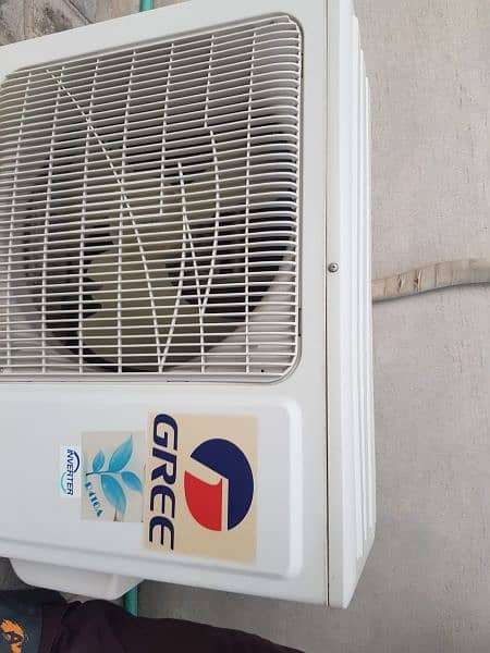 gree 1.5 ton inverter Ac v. good condition 1