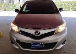 Toyota Vitz 2011