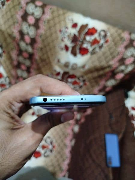 Redmi Note 11 Mobile 10 by 10 condition 2