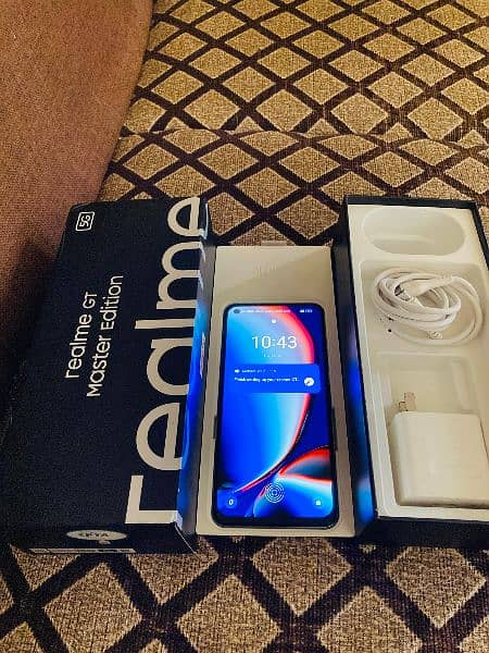 Realme GT master edition 8+8/128 with complete accessories 1