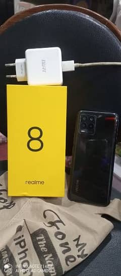 realme 8