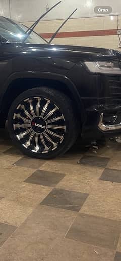 Fancy rims with tyres