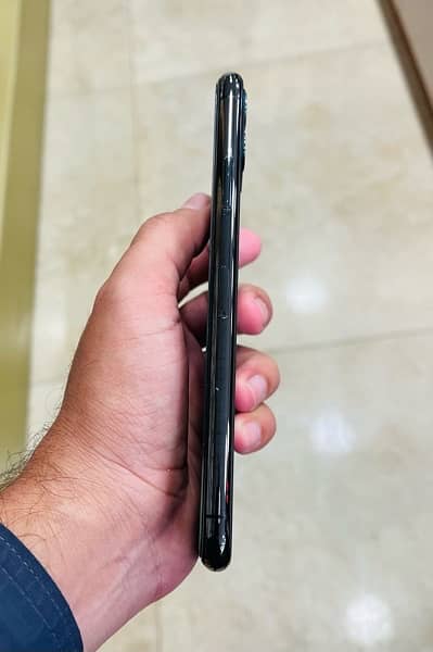 iPhone 11Pro Max 256GB Space Gray PTA Approved 2