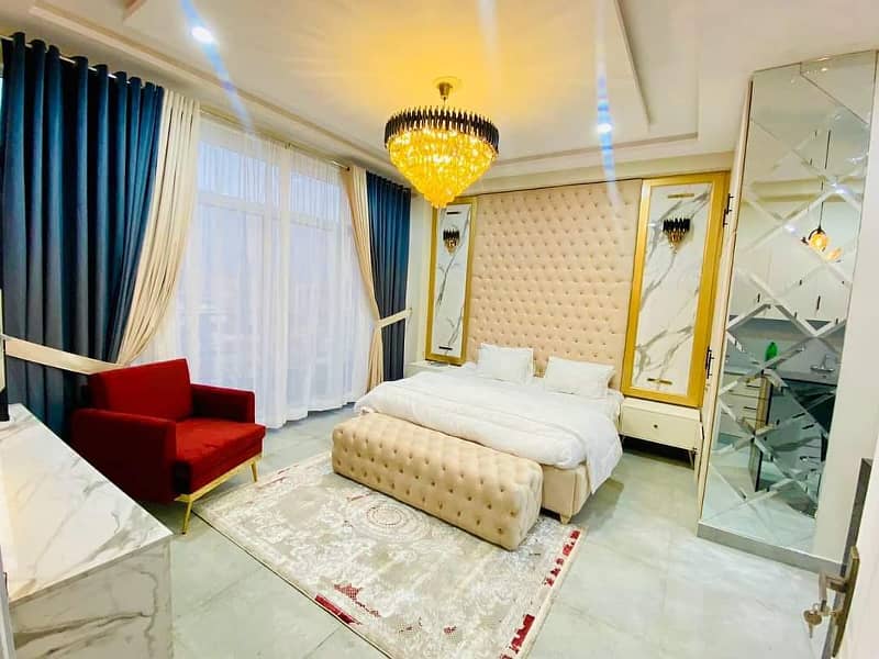 1bedroom lavish penthouse available on rent for perday and weekly basis 8