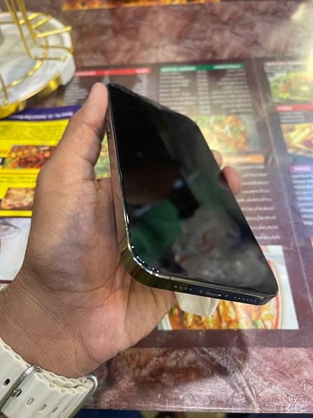 iPhone 12 Pro Max 256 GB 5