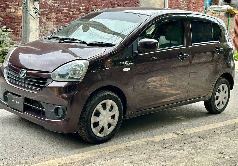 Daihatsu Mira 2017 3