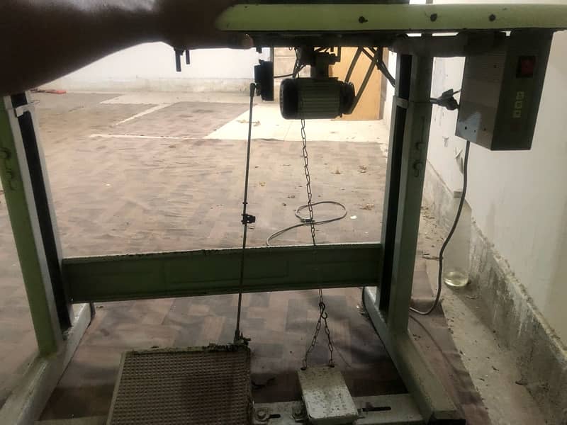 Overlock machine for sale 3