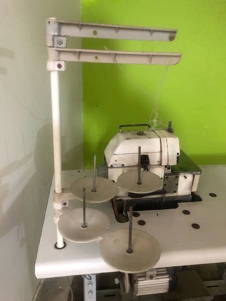 Overlock machine for sale 4