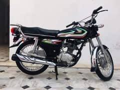 Honda CG 125 2016 model bike for sale call on 0322,6643435