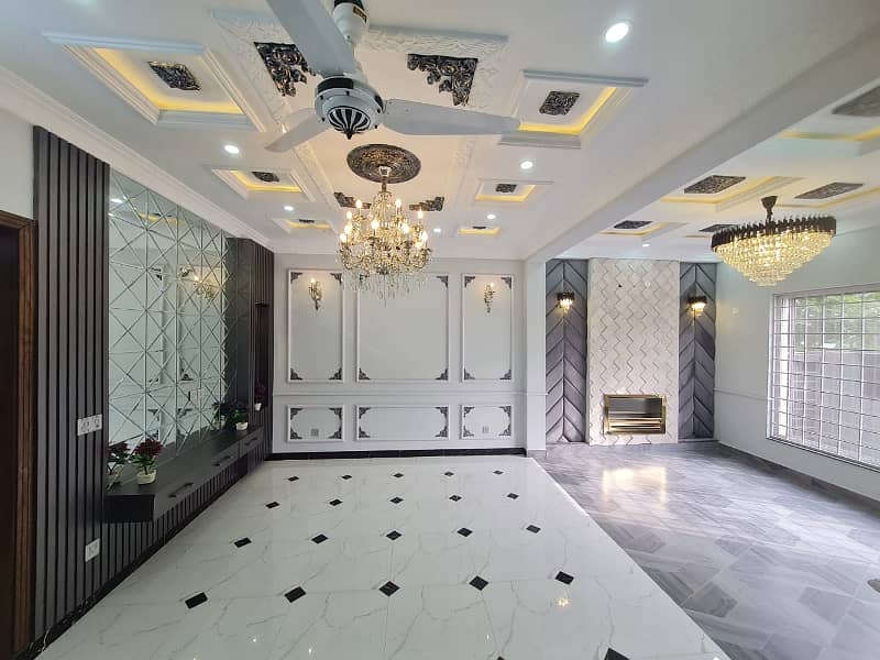 Exquisite 5 Marla Brand New Spanish Style Luxury House for Sale in Jinnah Block, Sector E, Bahria Town Lahore! 9