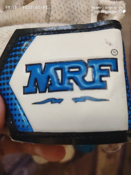 MRF Gloves For Sale 5