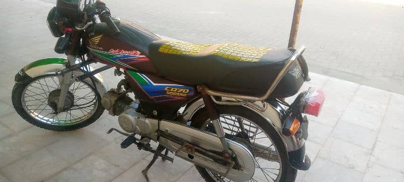 Honda CD 70 6