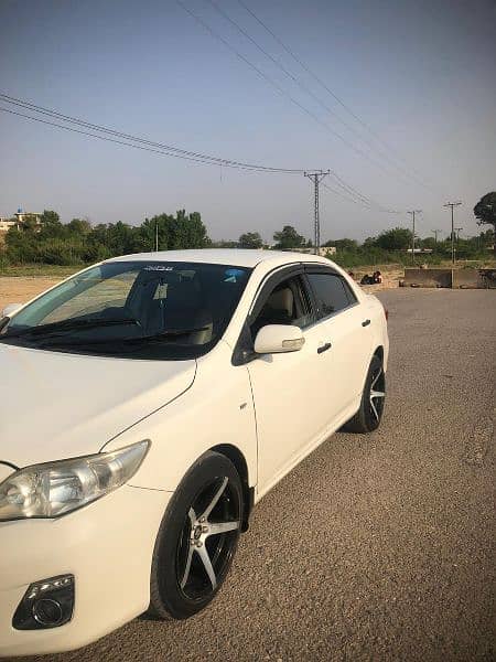 Toyota Corolla GLI 2011 5