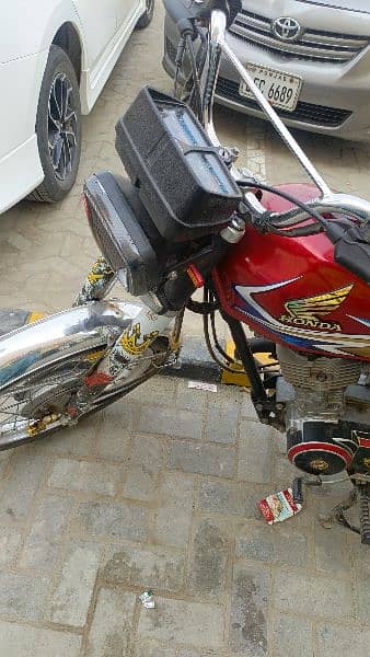 Honda cg 125 in good condition with back new tyre 2