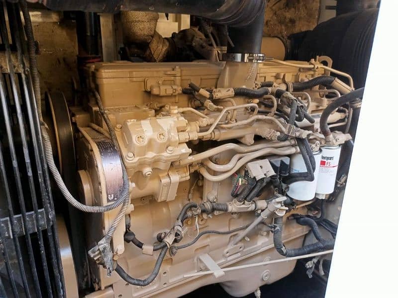 generator Cummins USA 300kva urgent sale 6