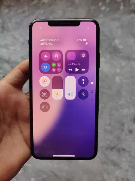 IPhone 11 pro max pta approved 4