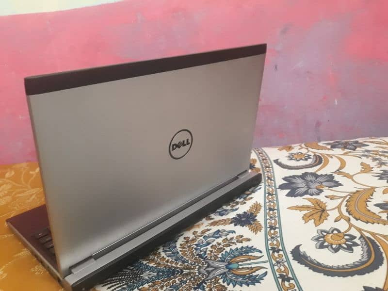 Dell latitude 3330 3