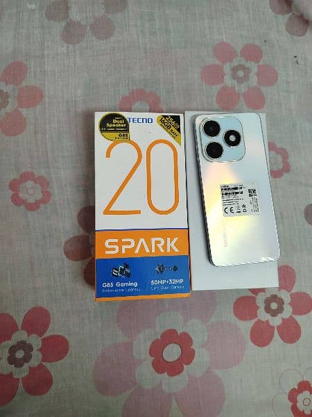 Tecno spark 20 0