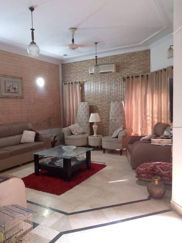 10 MARLA MODERN ELEVATION DESIGN HOUSE AVAILABLE FOR RENT IN DHA PHASE 2 BLOCK -V LAHORE. 3