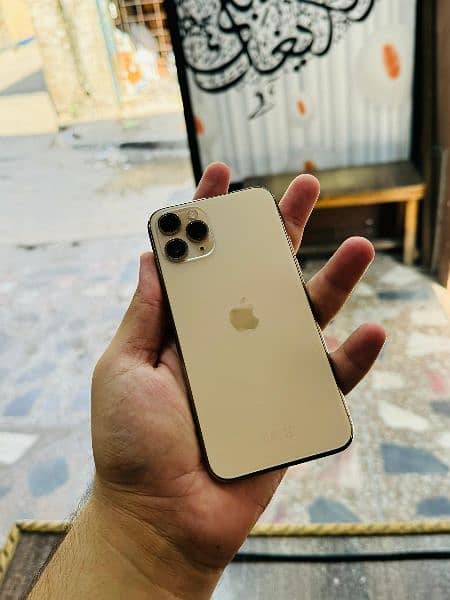 iphone 11 Pro 64GB 7