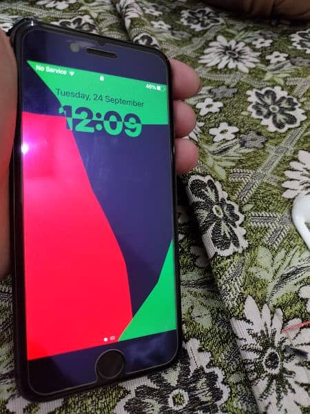 Iphone 8 64 gb condition 10/10 2