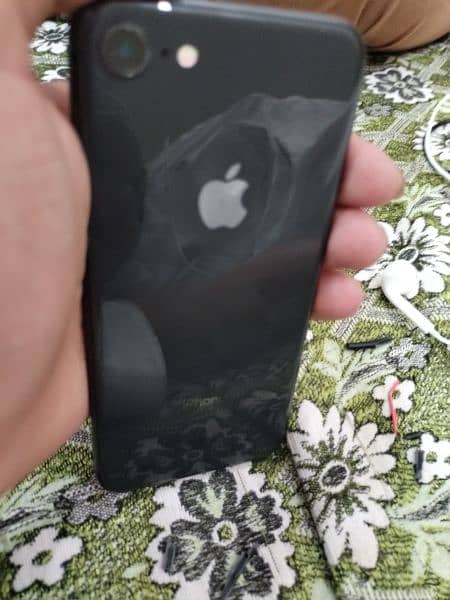 Iphone 8 64 gb condition 10/10 3