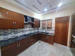 10 Marla Luxury House for Sale in Overseas B Extension - Investor Rate