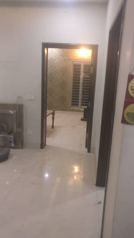 10 marla upper portion for rent in wapda town 4