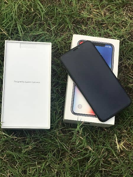 iPhone X 256gb with Box 2