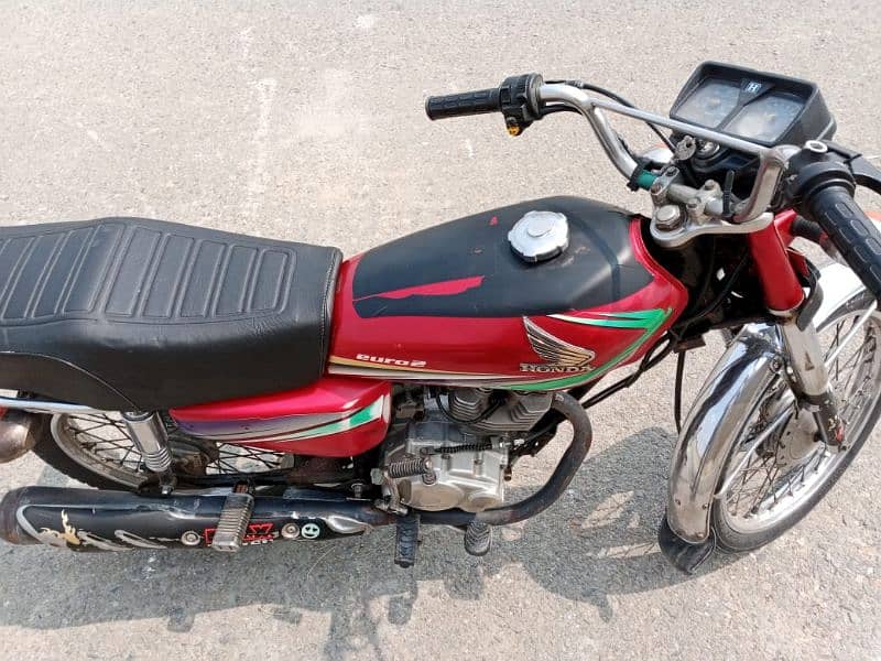 Honda CG125 6