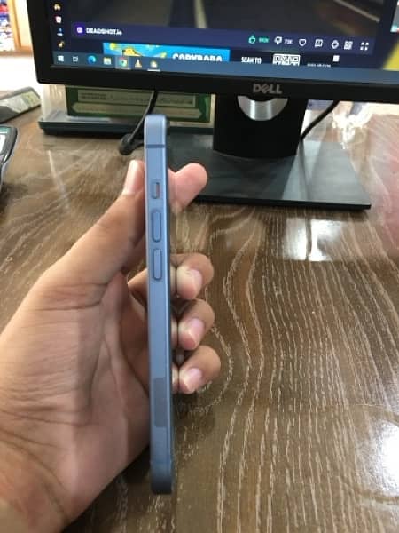 iPhone 14 Non-PTA 2