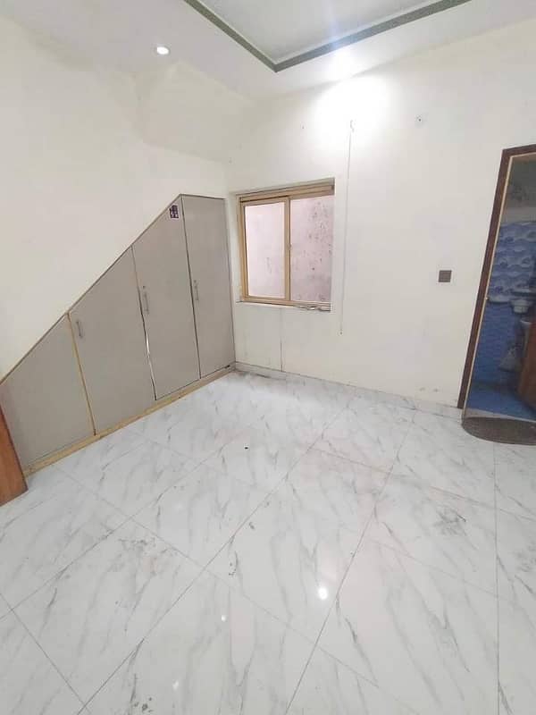 5 Marla Beautiful House Available For Sale In Johar Town 9