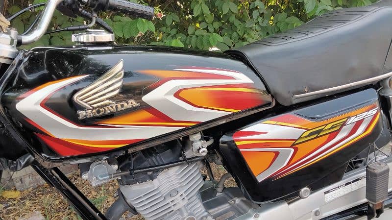 HONDA CG 125 2022 10/10 Condition TOTALLY genuine 3