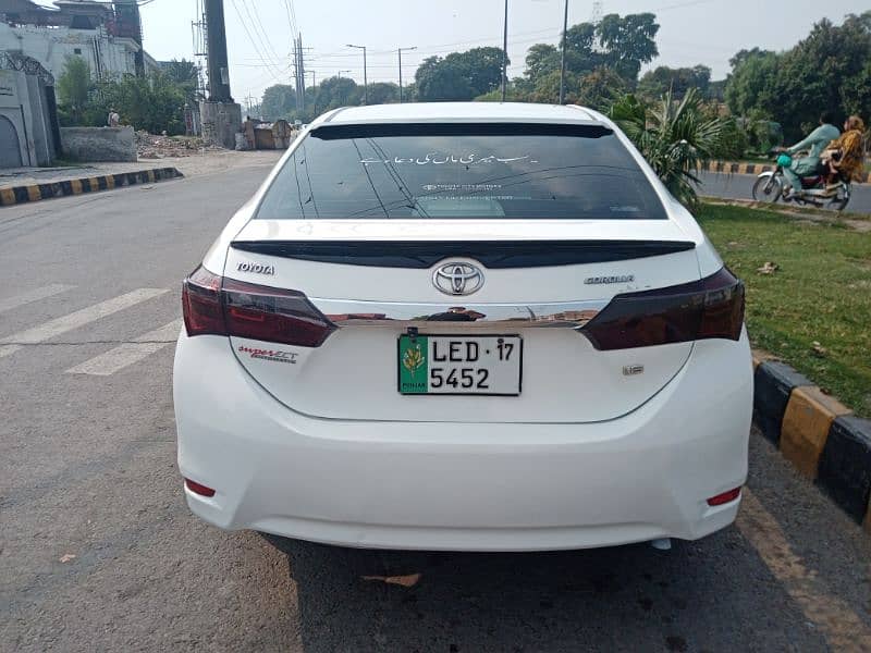 Toyota Corolla Altis 2017 12