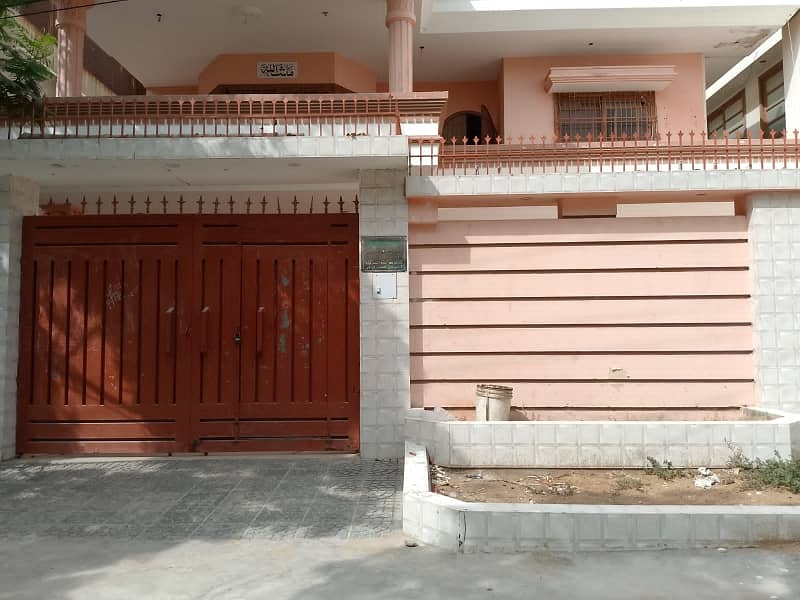 Kaneez Block 1 House 400 Yard G+1 1