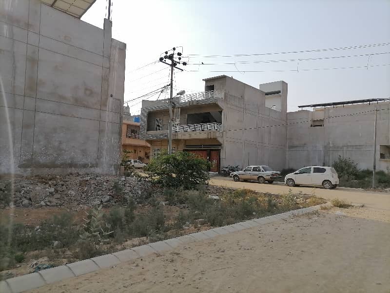 In Sadaf Cooperative Housing Society Residential Plot Sized 120 Square Yards For Sale 8