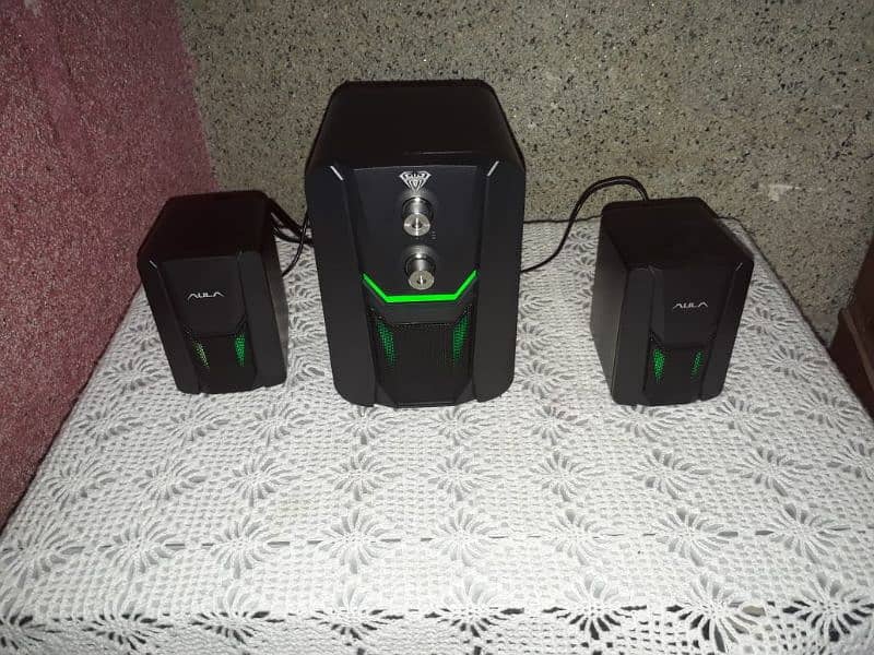 Gaming speaker 1