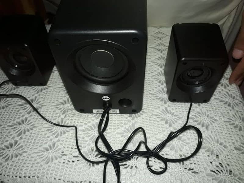 Gaming speaker 2