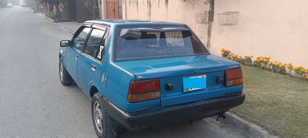 Toyota Corolla 1983 GL UK Import with AC and LPG 4