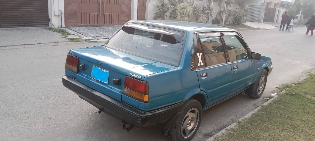 Toyota Corolla 1983 GL UK Import with AC and LPG 5