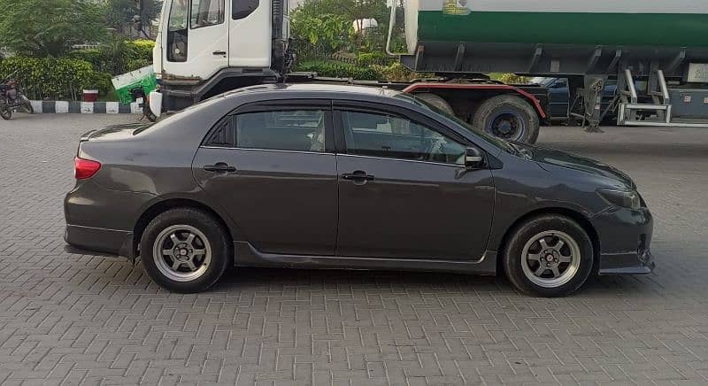 Toyota Corolla Altis 1.8 Cruisetonic Automatic Urgent Sell 3