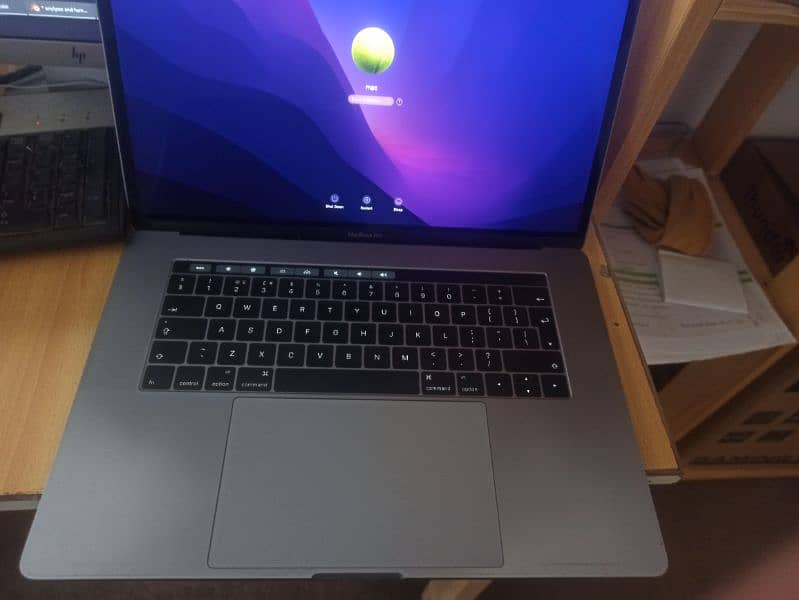 MacBook pro 2017 for sale in Lahore 5