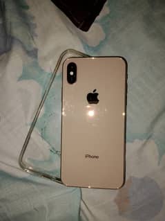 i phone xs Gold colour 0