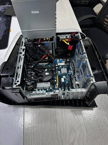 Alienware R9 i5-9th gen DDR4 850 PSU GTX RTX Radeon 0