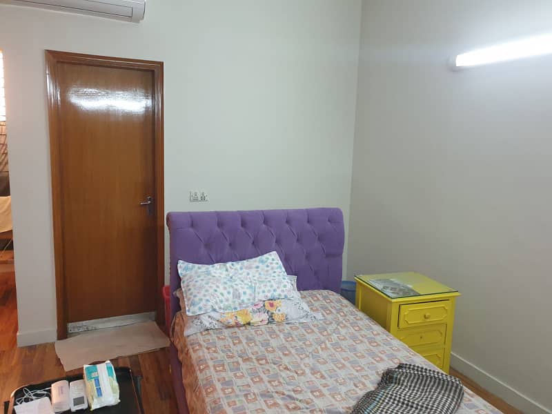 1 Kanal Lower Portion Available for Rent in P Block DHA Phase 1 Lahore 3